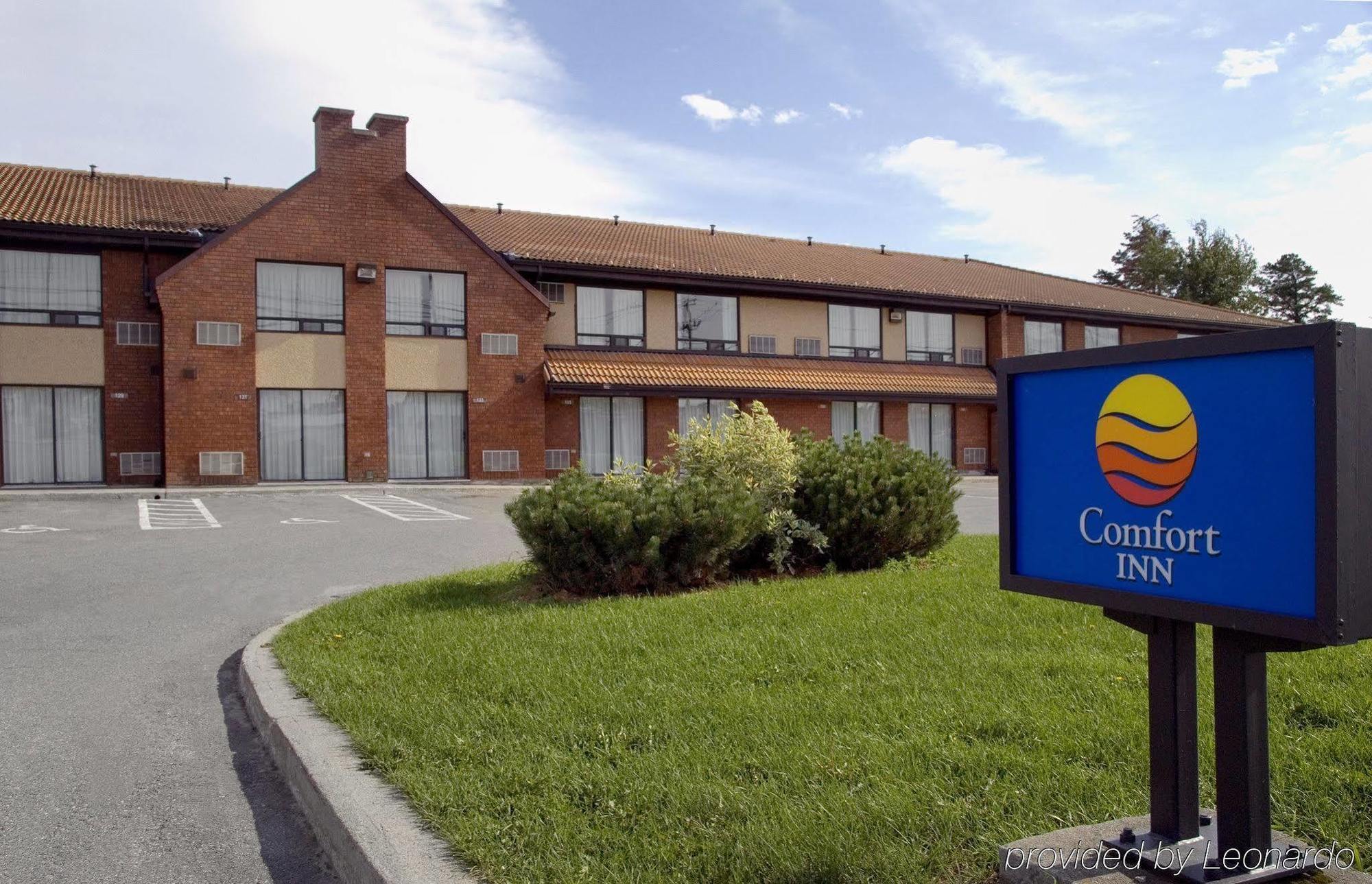 Comfort Inn Val D'Or Val-d'Or Exterior photo